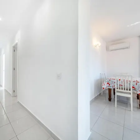 Calas B Y D Appartement *