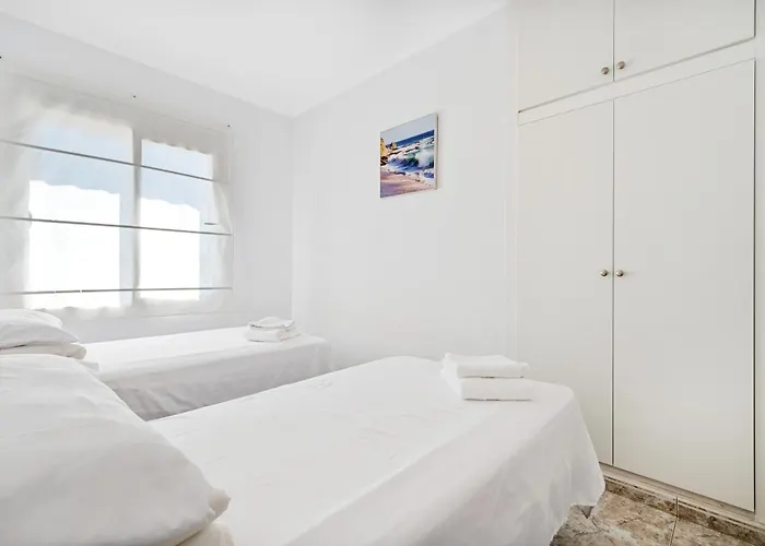 Apartment Calas B Y D