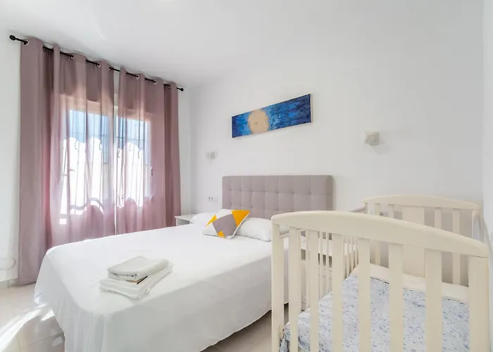 Calas B Y D Apartment *