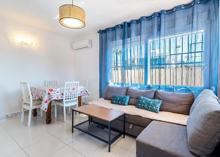 Calas B Y D * Torrevieja